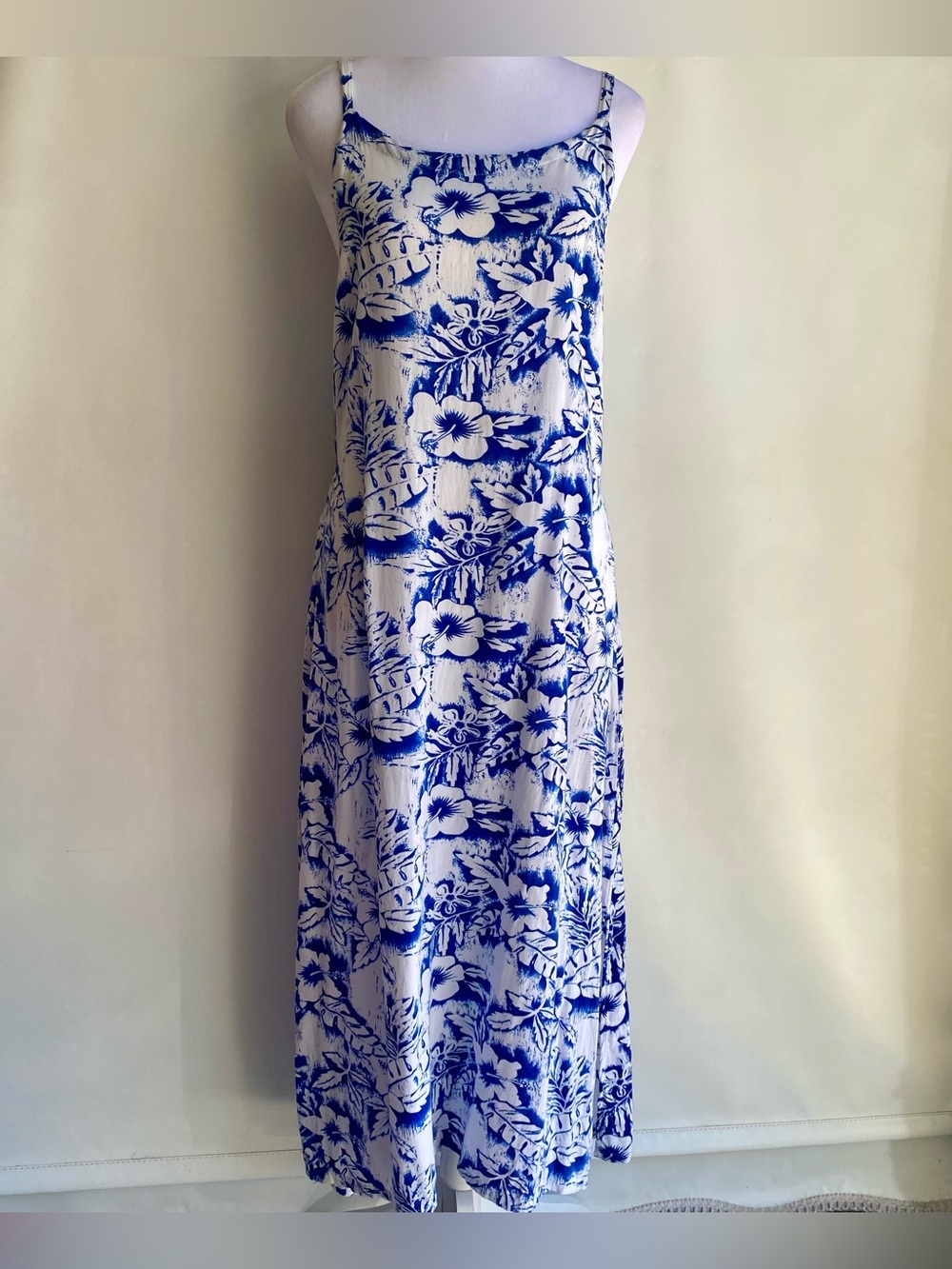 Caribbean blue white tropical Hawaiian print spaghetti strap maxi sun dress